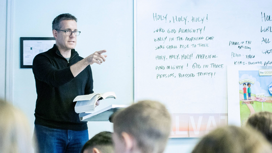 Four Reasons to Use a Printed Bible When Teaching